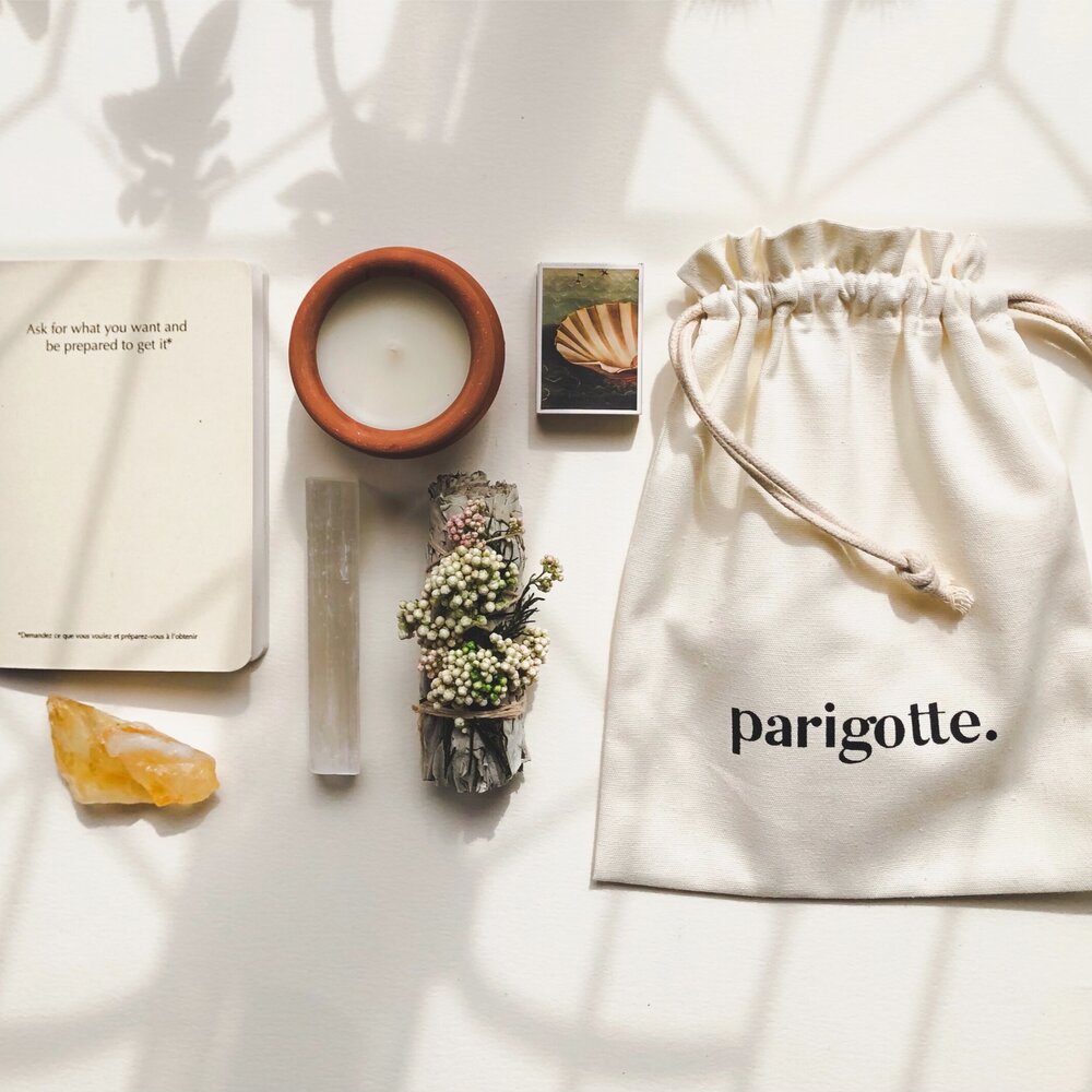 parigotte - Manifestation Meditation Ritual Kit - Californian White Sage with dried flowers bouquet , Citrine,  White Selenite Crystal,  Manifest Notebook, Handmade Candle in a Clay pot, Natural cotton Drawstring Bag , Match box 